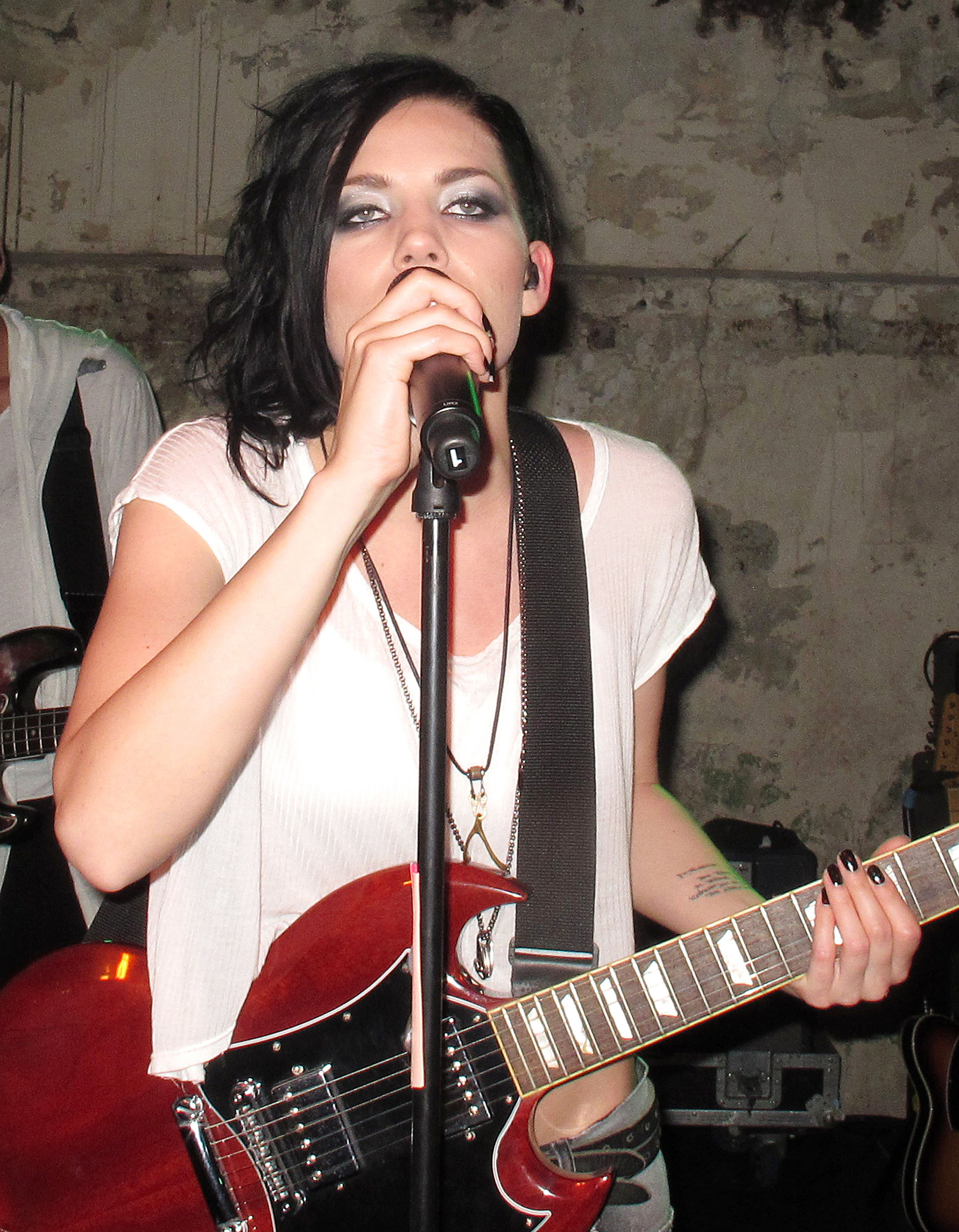 Skylar Grey performing her first gig pictures | Picture 63551